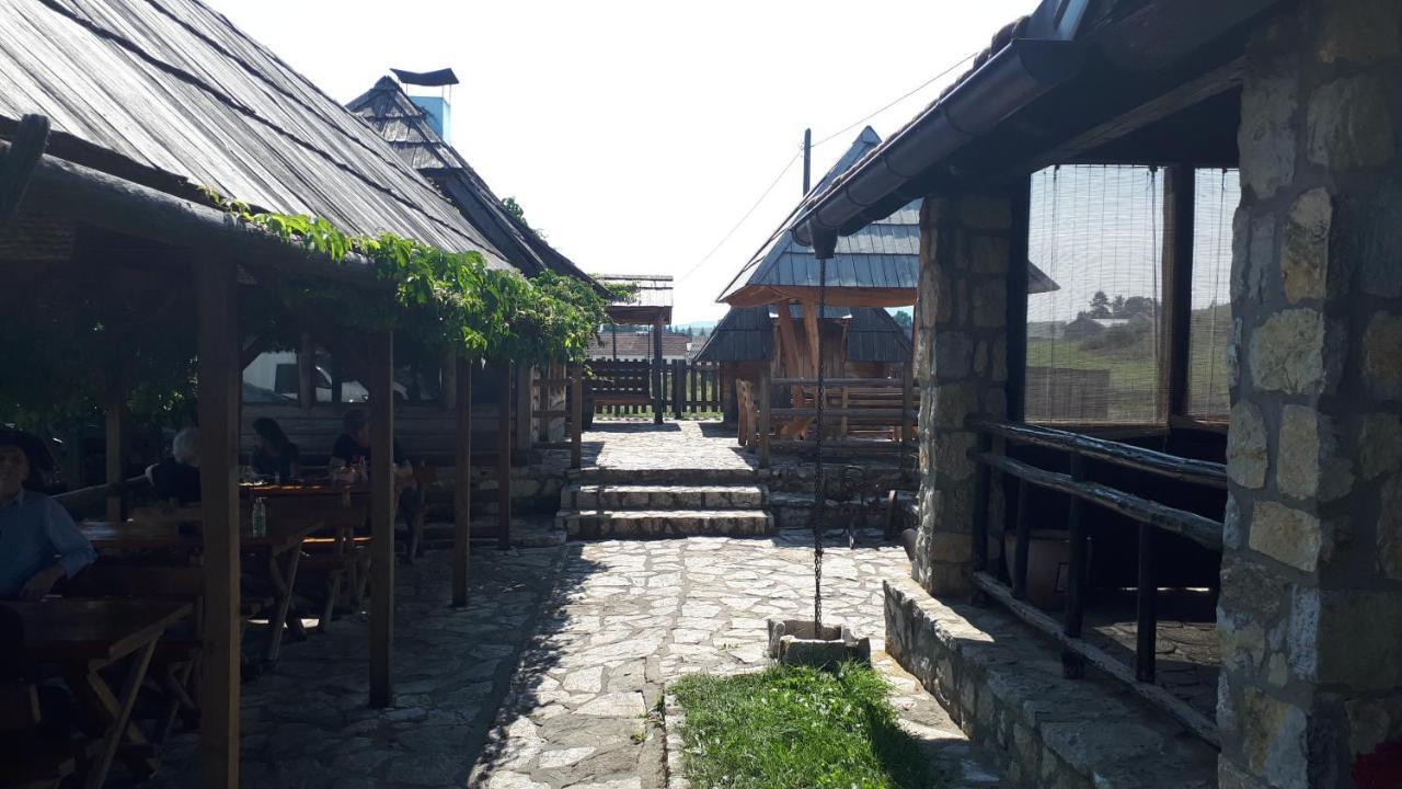 Konoba Ognjiste Bed & Breakfast Sokolac  Exterior photo